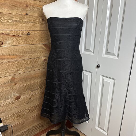 Title: Vintage Tadashi Black Lace Strapless Evening Dress Size 8 - Picture 1 of 5